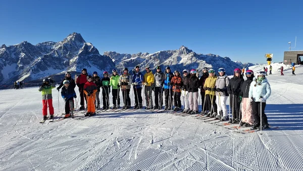 Gruppenfoto Skifreizeit